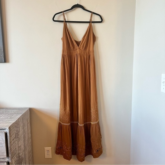 MOLLY Bracken-Almond Brown Coastal Cowgirl Floral Bottom Detail (Size:Small) - Picture 1 of 12